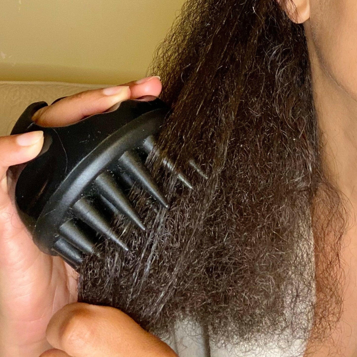 Stimulating Silicon Scalp Brush