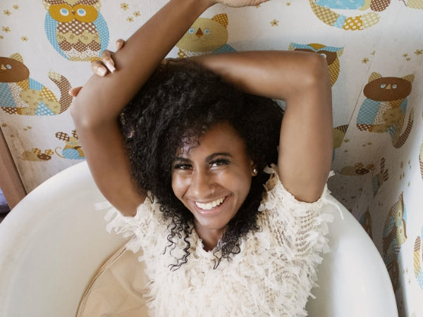 Keep up with Wonder Curl on social media!